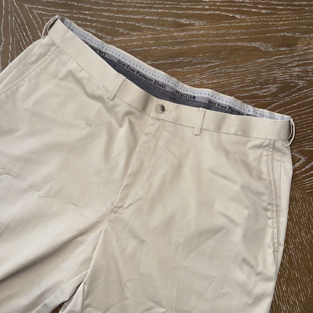 Haggar 40x30 TAN CLASSIC Fit Iron Free Premium Khaki Straight Chino Pants Men